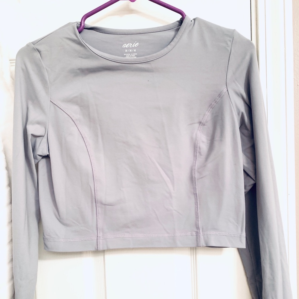 Grey cropped aerie workout top